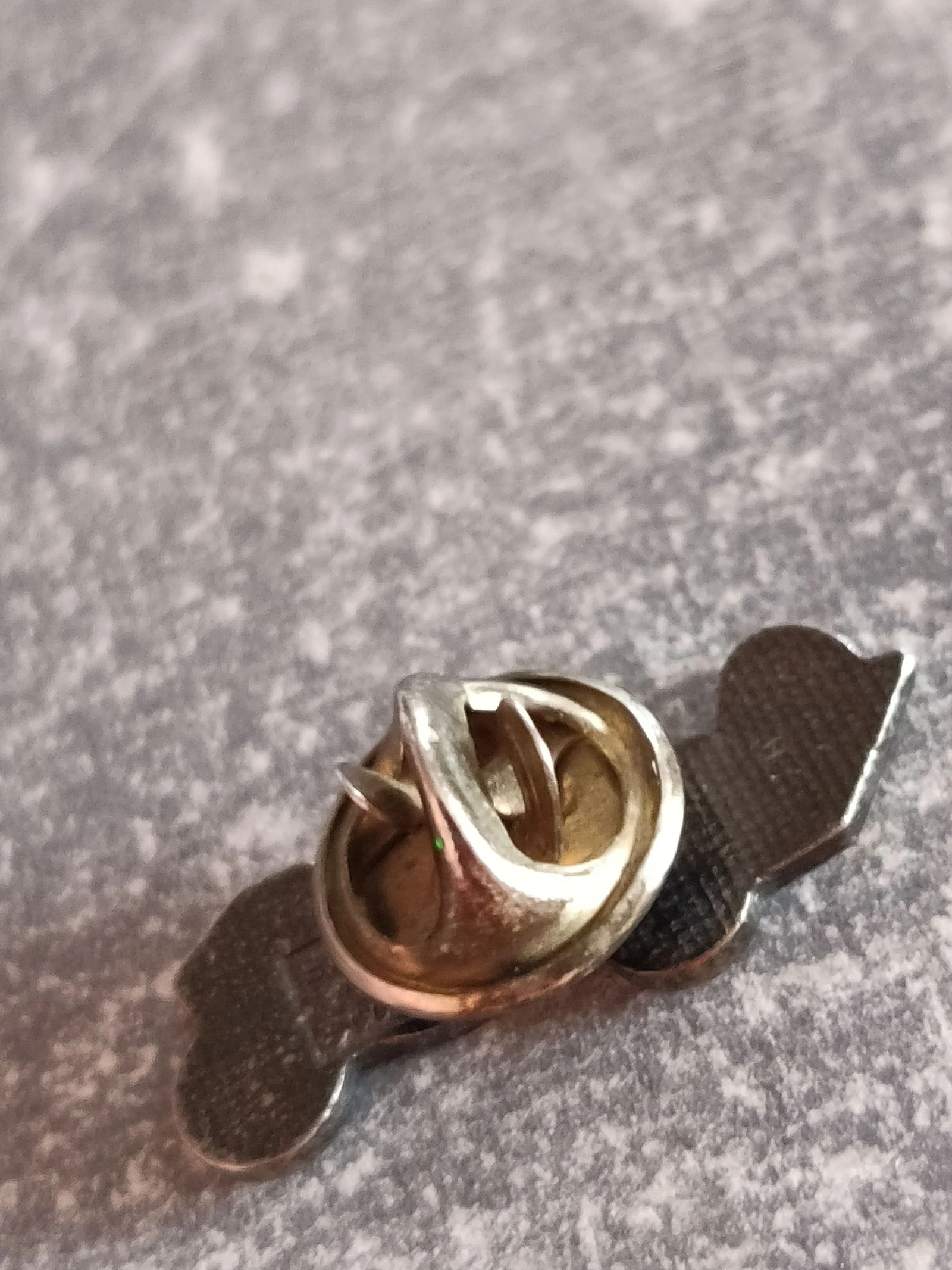 Renault formula 1 elf boomerang pin – photo 4